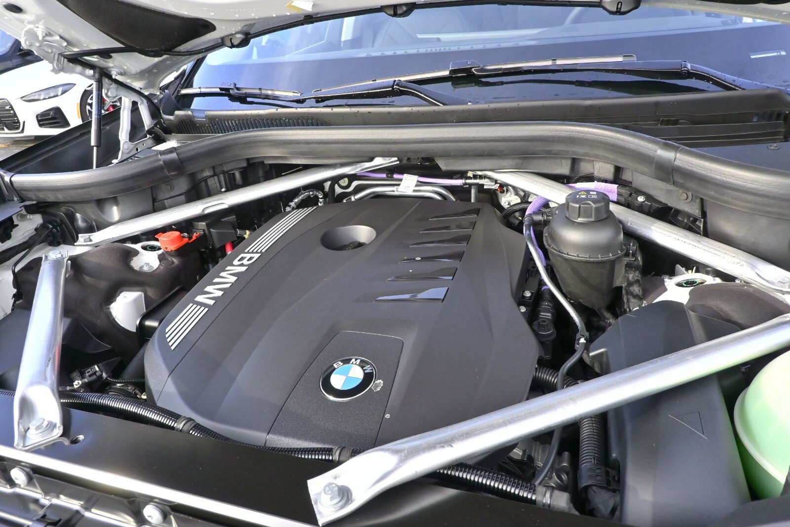 New 2026 BMW X7 xDrive40i w/ Premium Package image 28