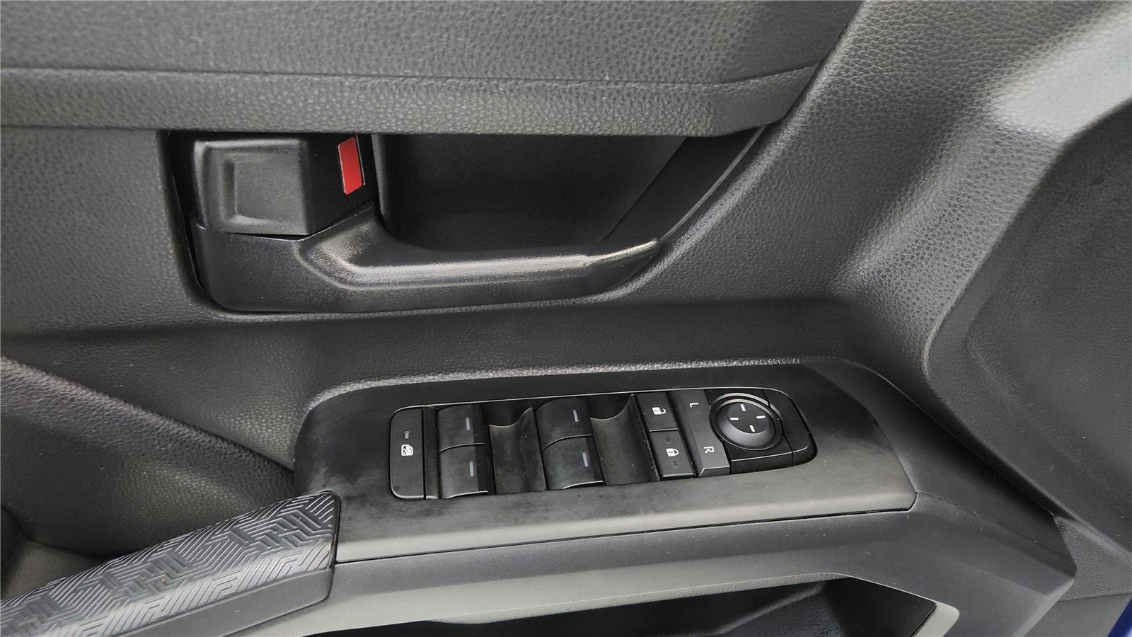 Certified 2024 Toyota Tacoma SR5 image 22