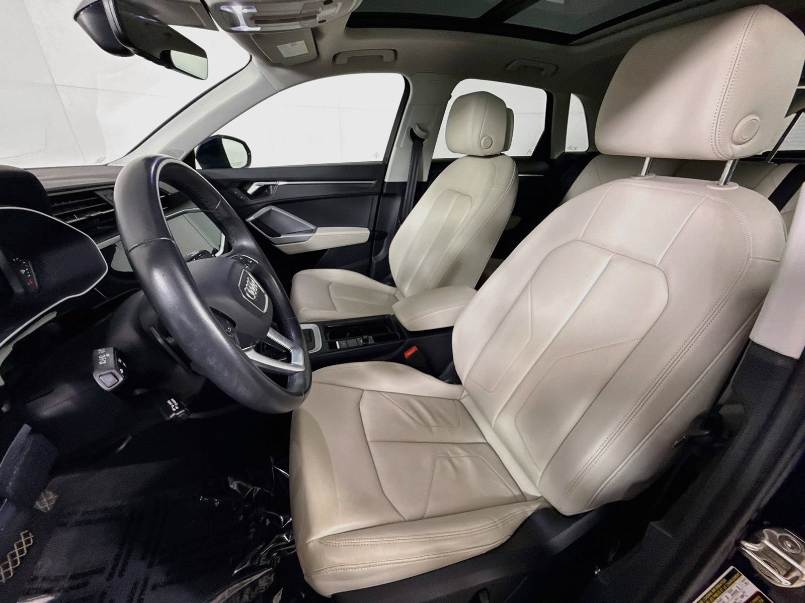 Certified 2024 Audi Q3 2.0T Premium AWD/4WD image 5
