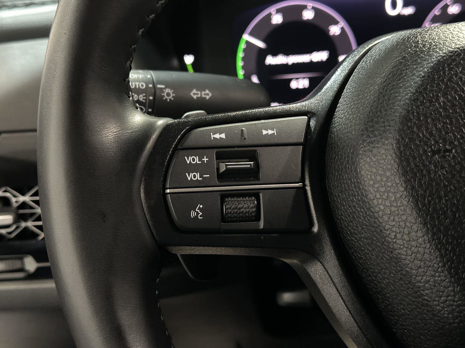Used 2025 Honda Accord Sport image 25