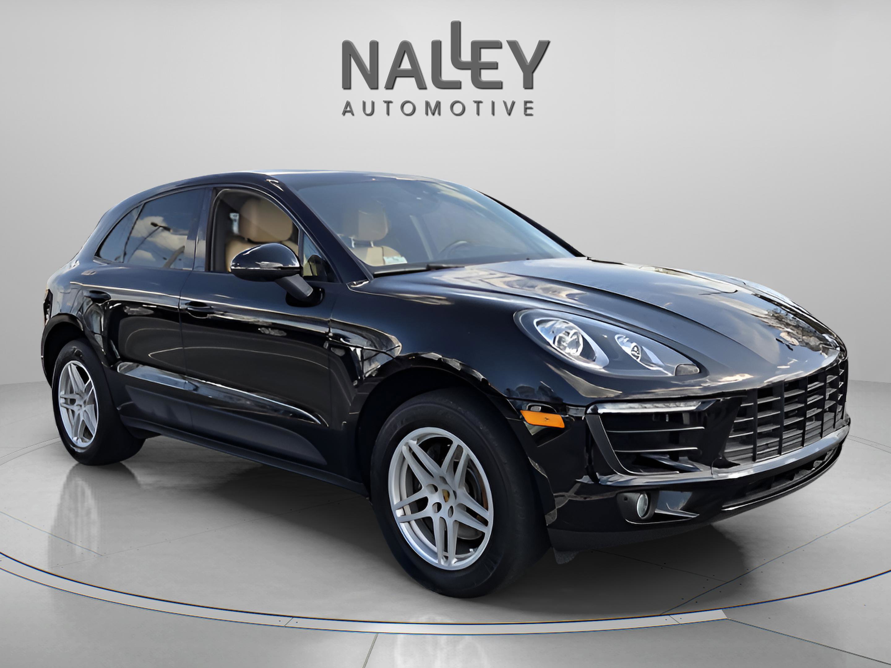 Used 2018 Porsche Macan Base image 7