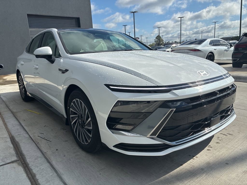 New 2026 Hyundai Sonata Limited image 3