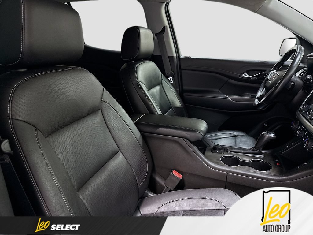 Used 2019 GMC Acadia SLT w/ LPO, Floor Liner Package FWD image 33