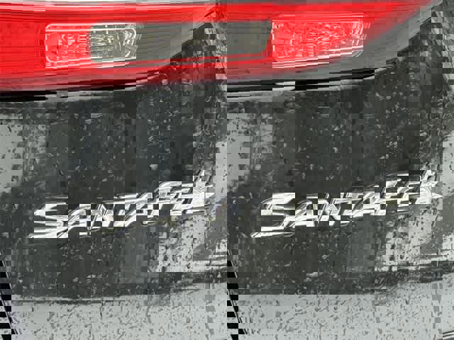 Used 2015 Hyundai Santa Fe Sport w/ Option Group 02 image 16