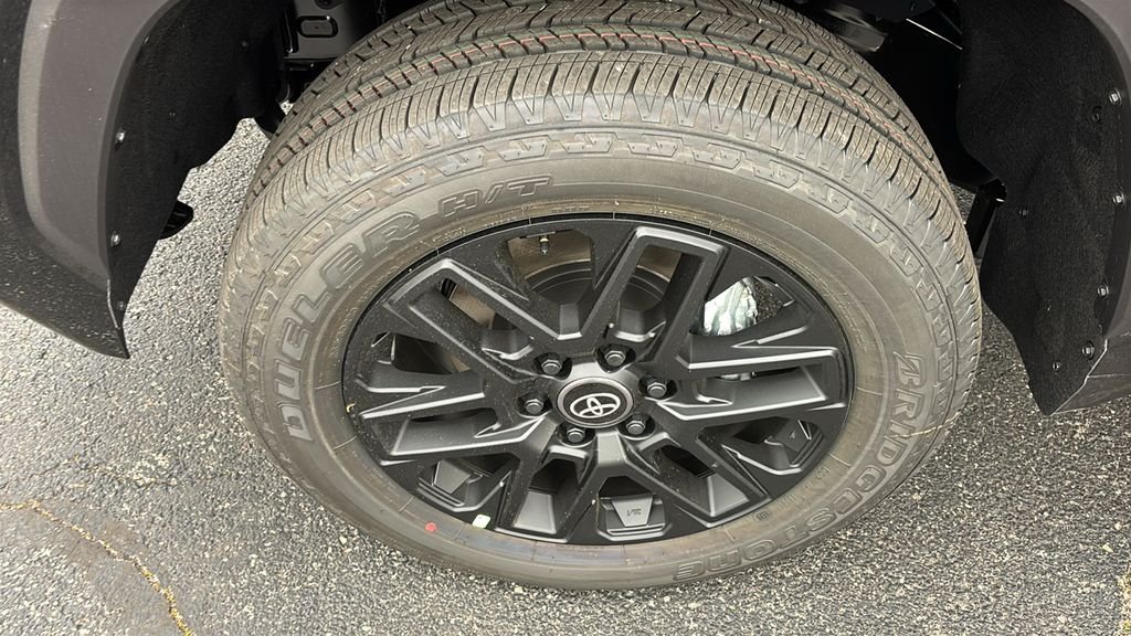 New 2026 Toyota Tundra Limited AWD/4WD image 38