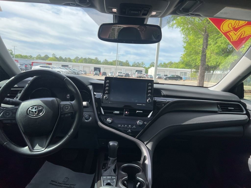 Used 2023 Toyota Camry XSE FWD image 17