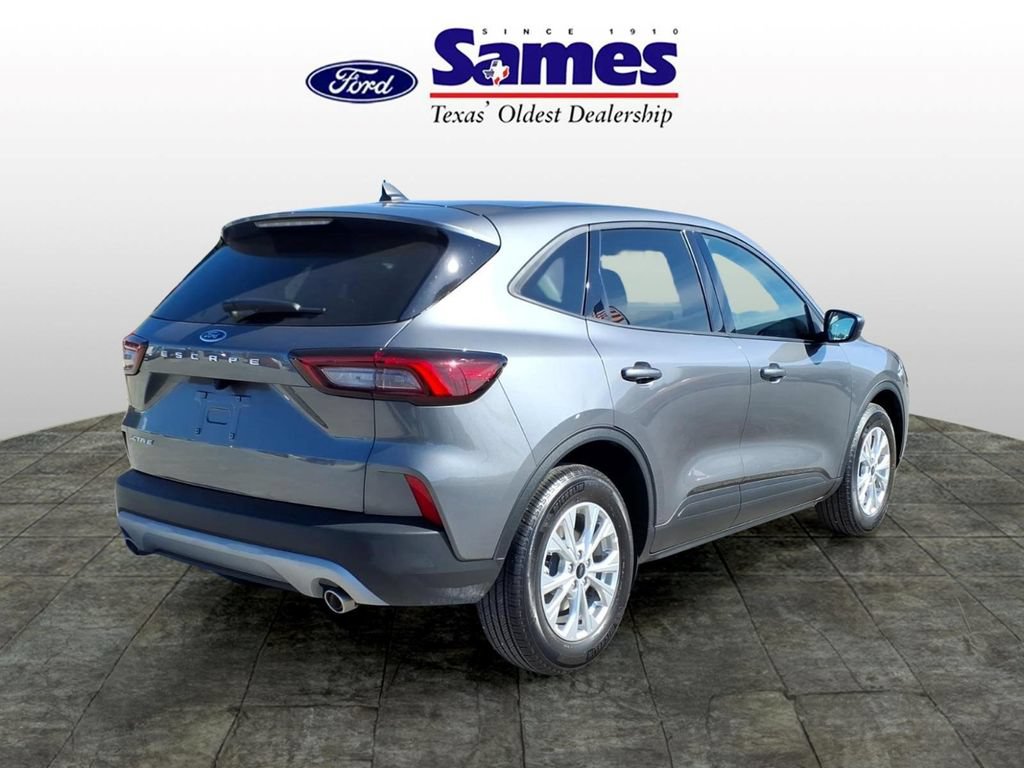 Used 2026 Ford Escape Active FWD image 3