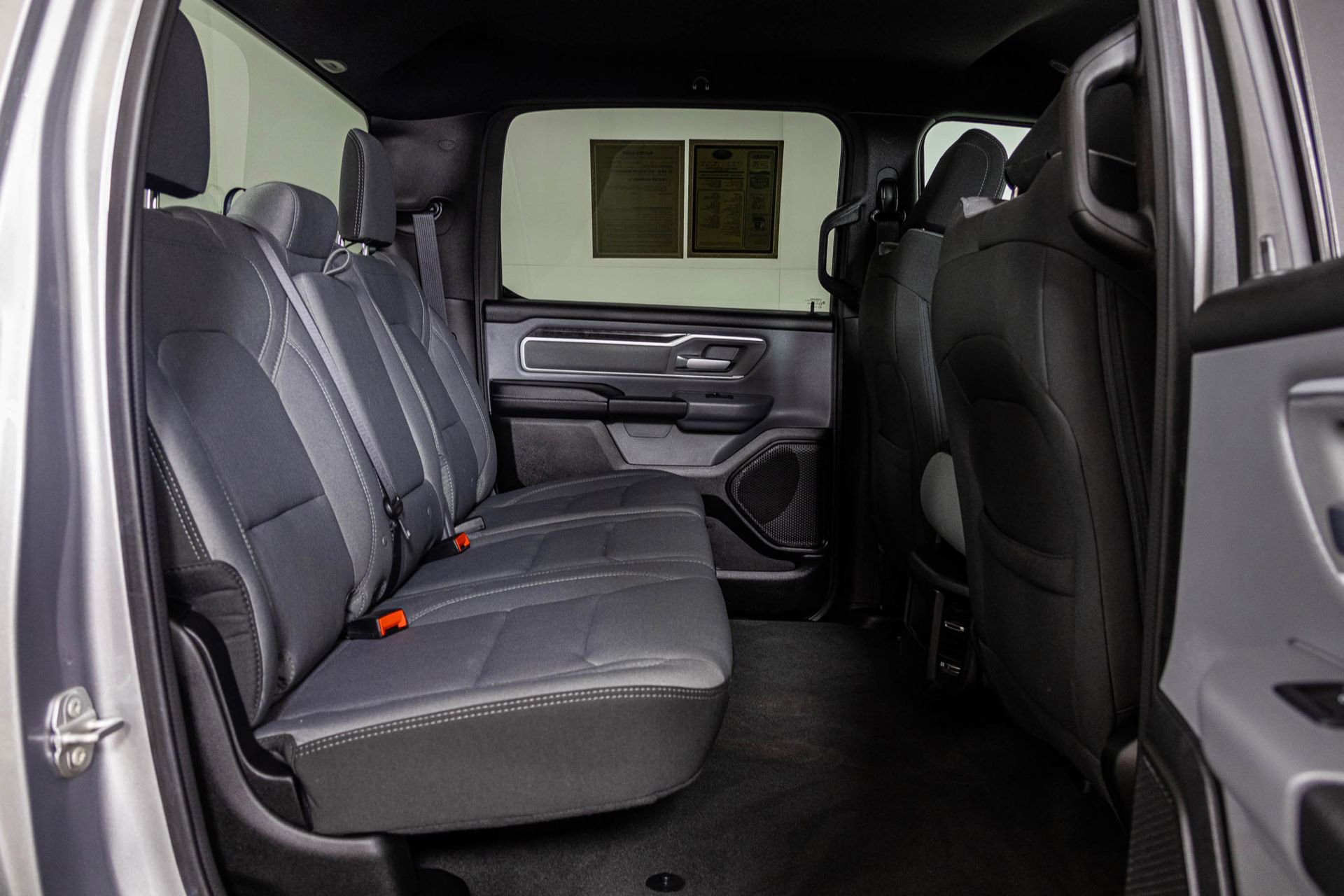 Used 2022 RAM 1500 Big Horn AWD/4WD image 40
