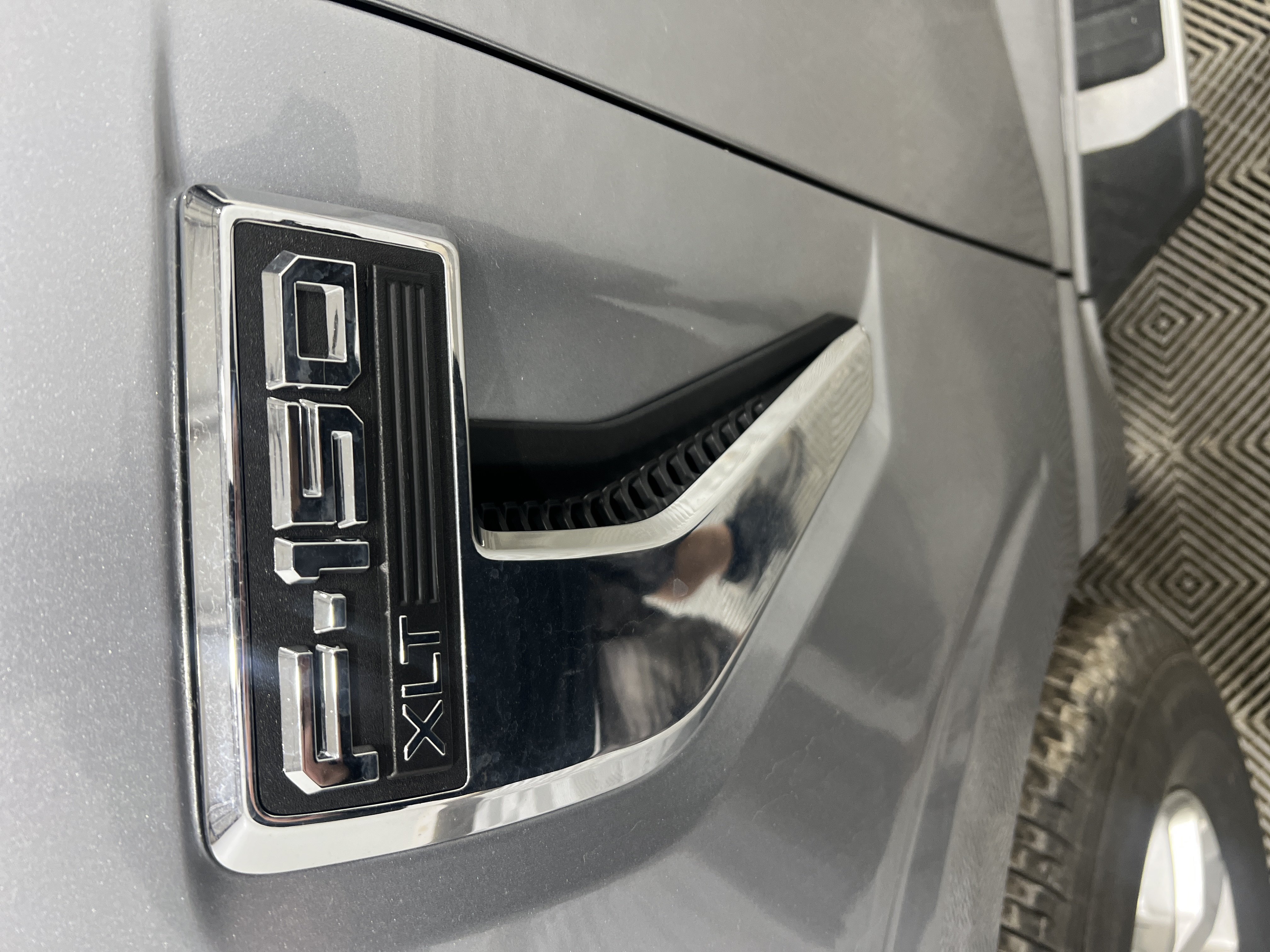 Used 2025 Ford F150 XLT w/ Equipment Group 301A Standard AWD/4WD image 5