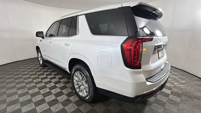 Used 2023 GMC Yukon SLT w/ SLT Luxury Package AWD/4WD image 4
