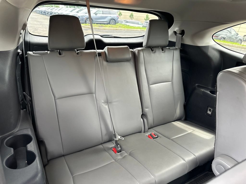 Used 2022 Toyota Highlander Limited AWD/4WD image 35