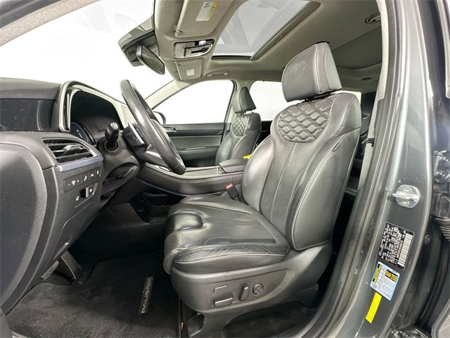 Used 2022 Hyundai Palisade Limited w/ Cargo Package image 4