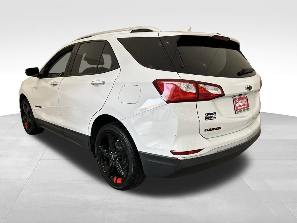Used 2020 Chevrolet Equinox Premier w/ Premier Redline Edition image 3