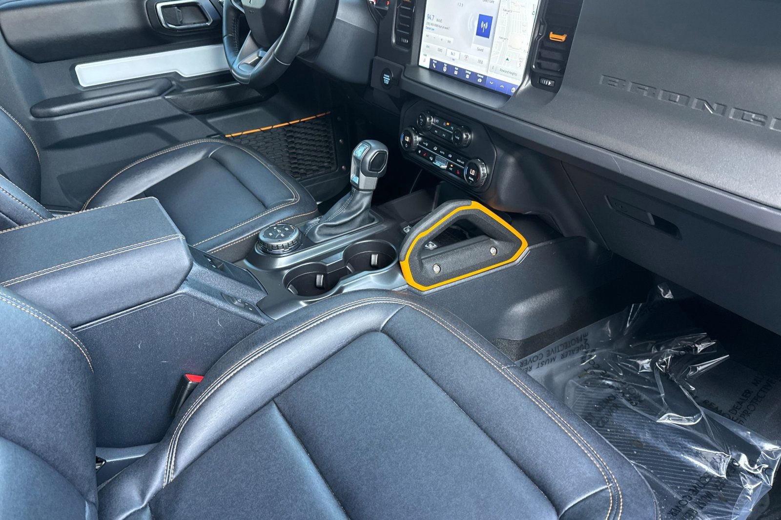 Used 2024 Ford Bronco Badlands image 17