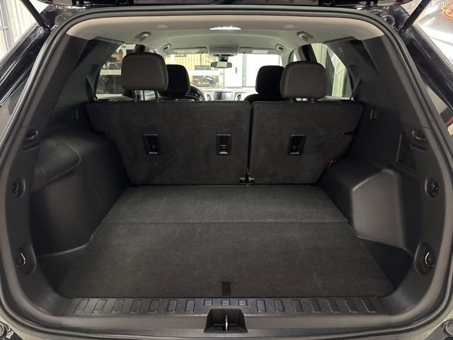Used 2023 Chevrolet Equinox LT image 18