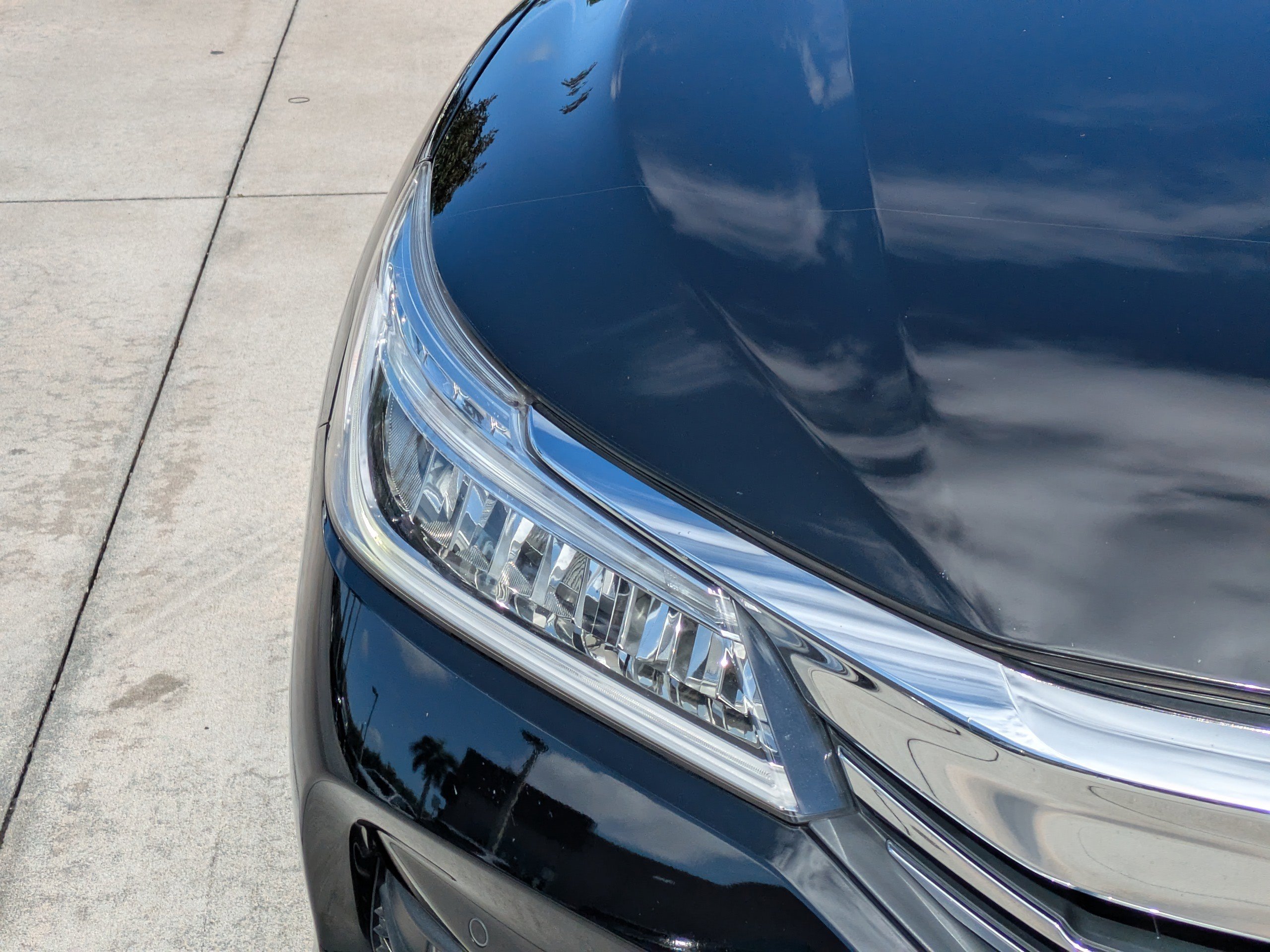 Used 2016 Honda Accord Touring image 7