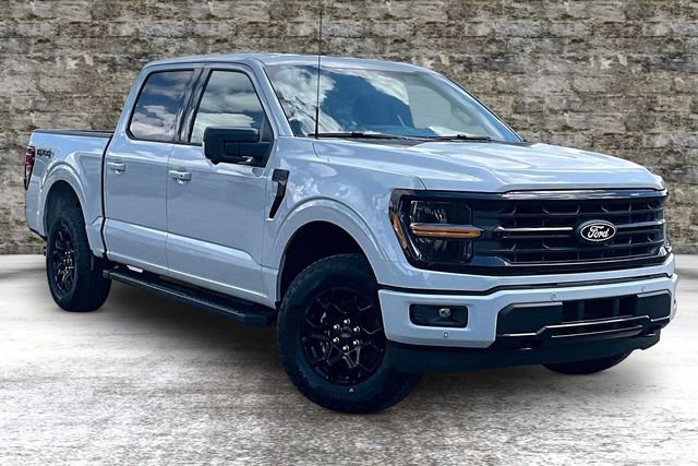 New 2026 Ford F150 XLT w/ Equipment Group 302A MID