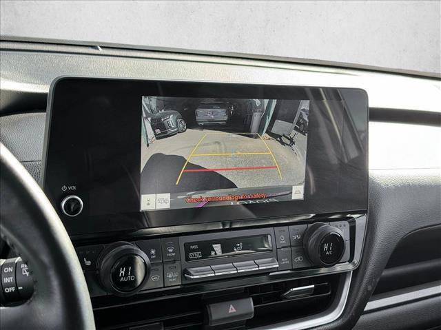 Certified 2025 Toyota Grand Highlander AWD image 14
