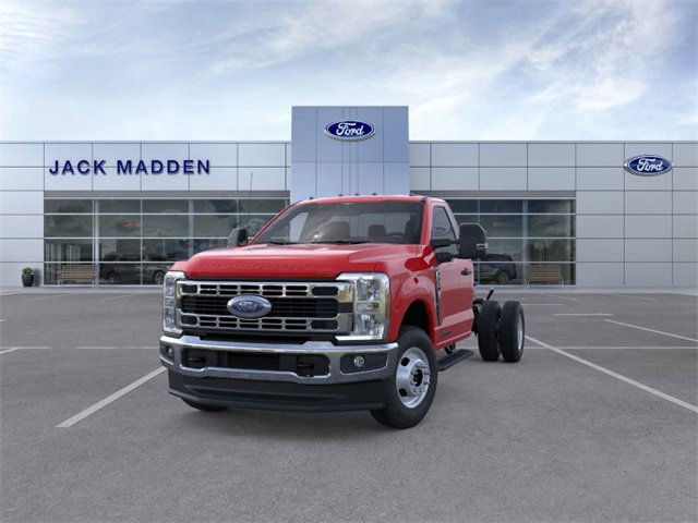 New 2025 Ford F350 XL w/ XL Chrome Package image 2