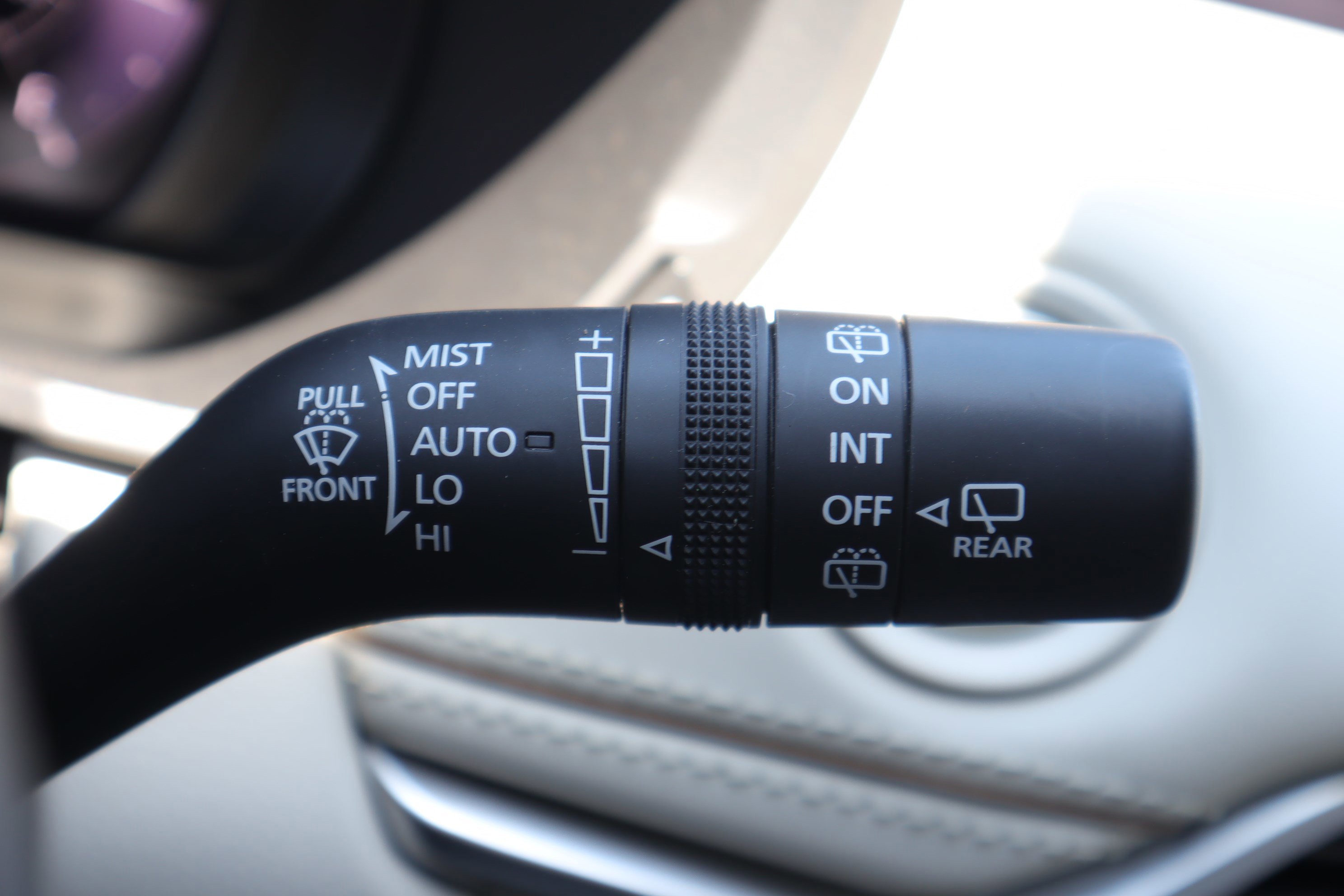 Certified 2024 MAZDA CX-90 Plug-In Hybrid w/ Premium Plus AWD/4WD image 21