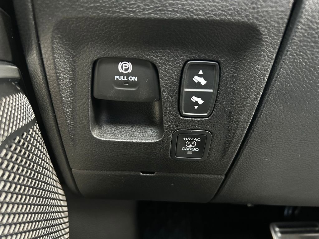 New 2026 RAM 1500 Tungsten w/ Towing Technology Group image 18