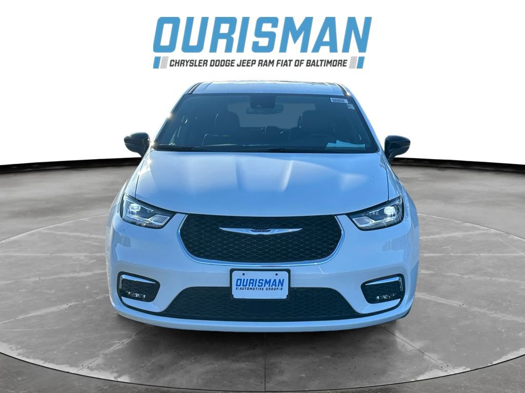 New 2026 Chrysler Pacifica Select image 8