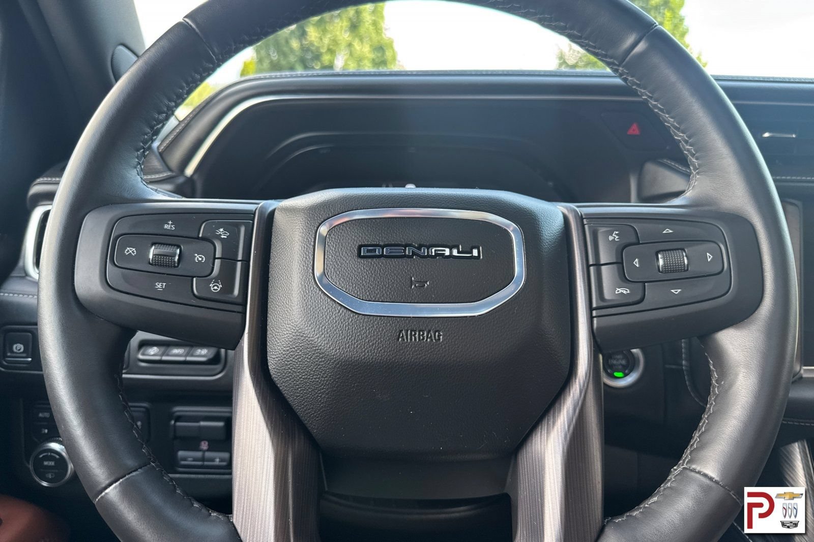 Certified 2024 GMC Yukon Denali Ultimate AWD/4WD image 29