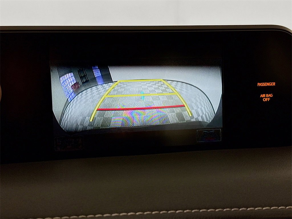 Used 2022 Lexus UX 250h image 14