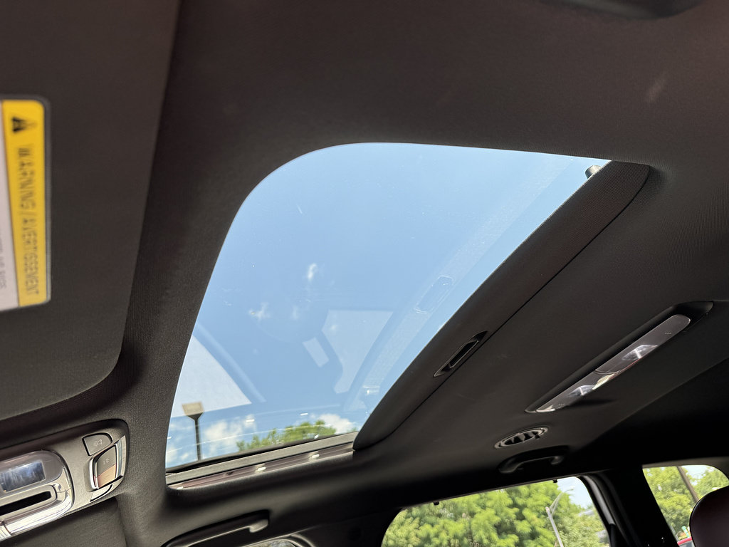 Used 2023 Kia Telluride EX w/ EX Captain's Chair Package AWD/4WD image 22