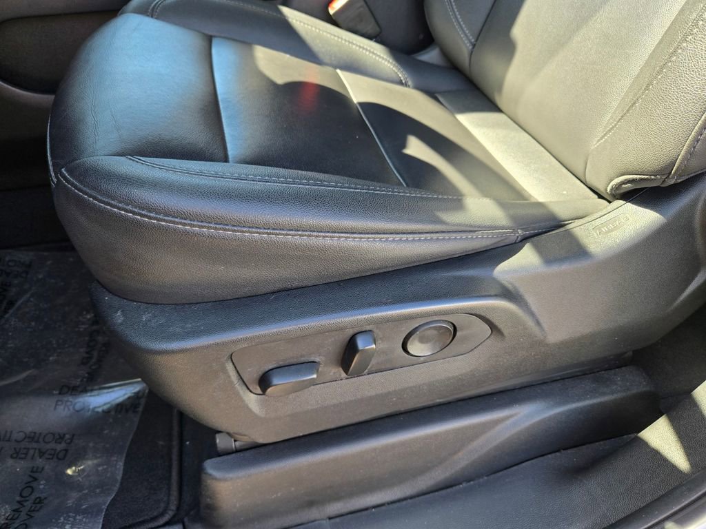 Used 2024 Chevrolet Tahoe LT image 11