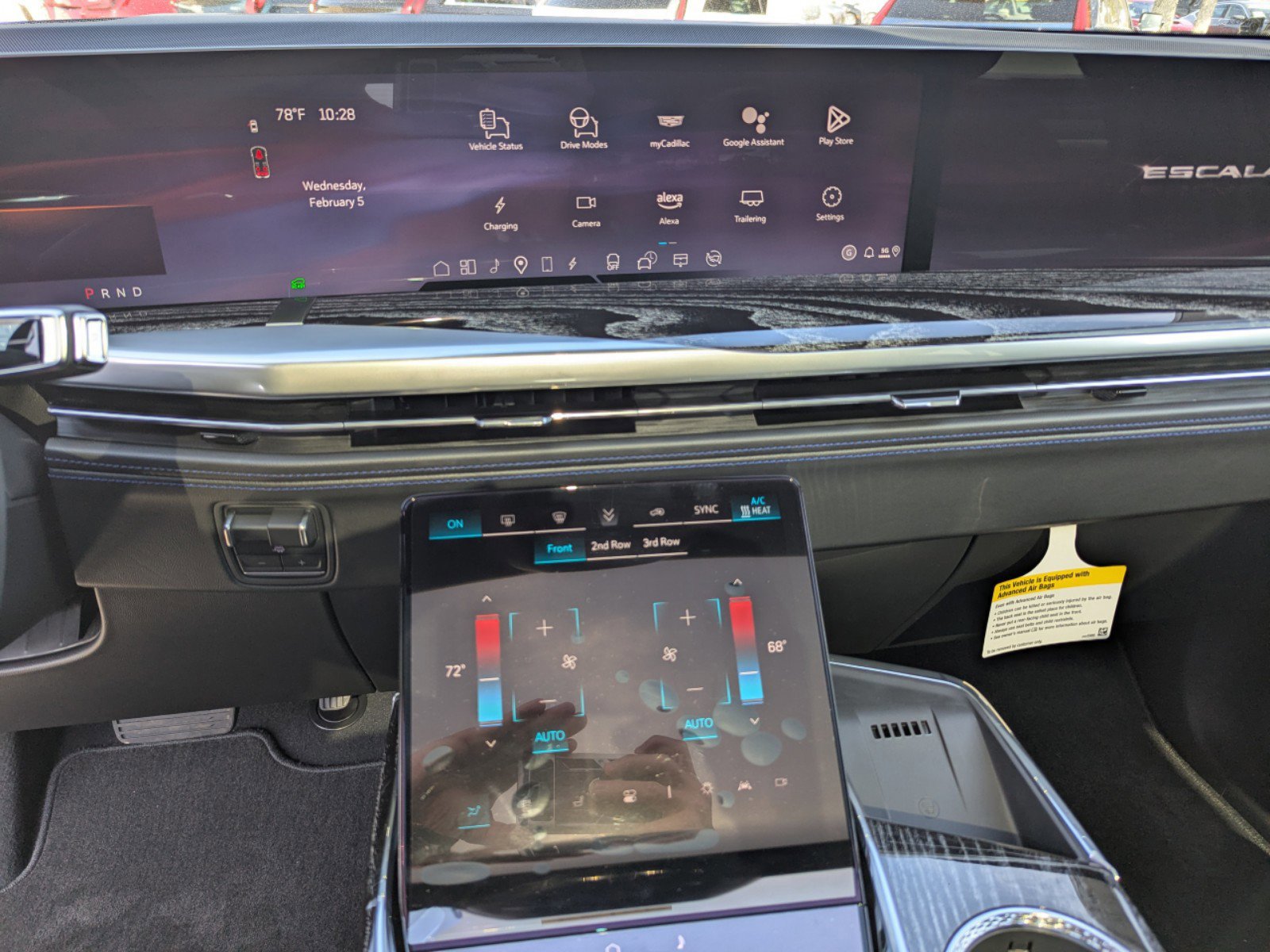 New 2025 Cadillac Escalade IQ Luxury 1 w/ Smart Trailering package AWD/4WD image 24