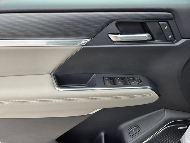 New 2026 GMC Acadia Elevation w/ Elevation Premium Package FWD image 12