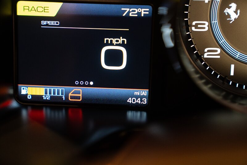 Used 2019 Ferrari 812 Superfast RWD image 39