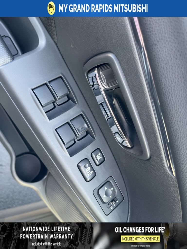 New 2026 Mitsubishi Outlander Sport LE AWD/4WD image 11