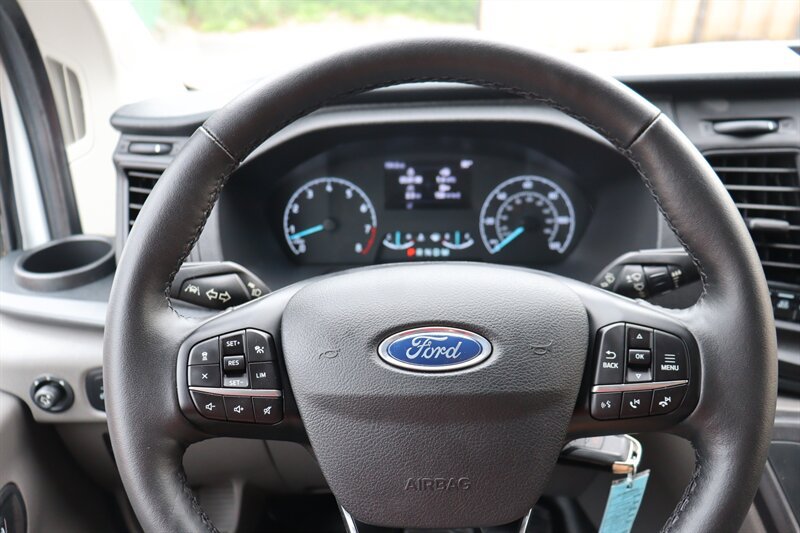 Used 2025 Ford Transit 150 Low Roof RWD image 9