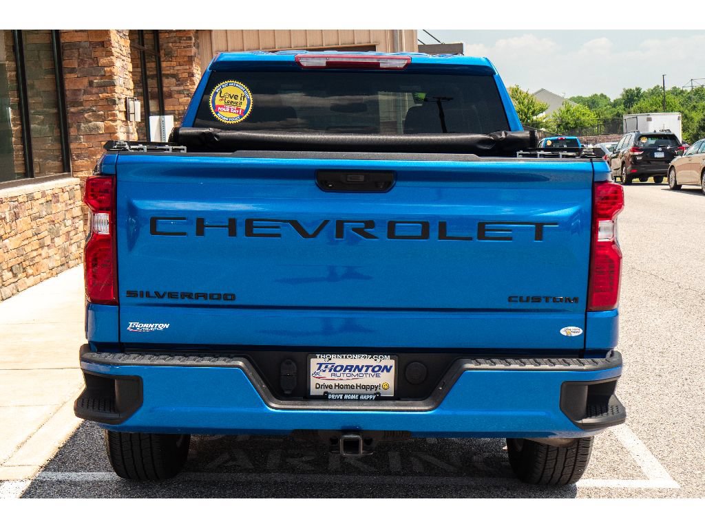 Used 2023 Chevrolet Silverado 1500 Custom w/ LPO, Dark Essentials Package AWD/4WD image 4