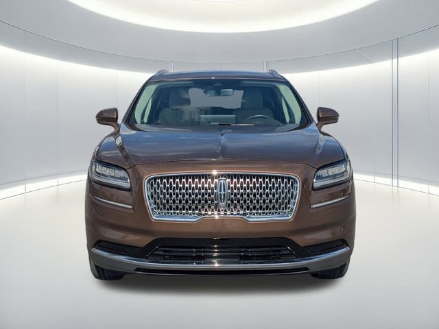 Used 2022 Lincoln Nautilus FWD w/ Premium Package image 3