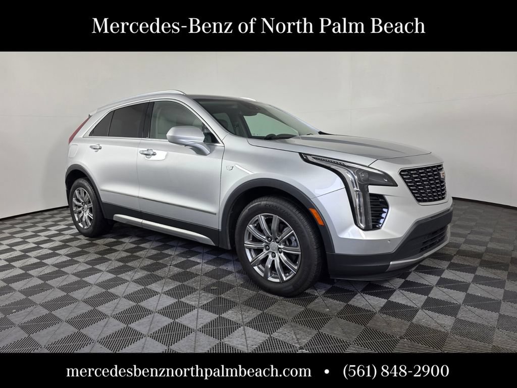 Used 2019 Cadillac XT4 Premium Luxury w/ Driver Awareness Package FWD image 8