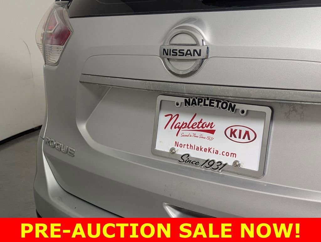 Used 2016 Nissan Rogue S image 8