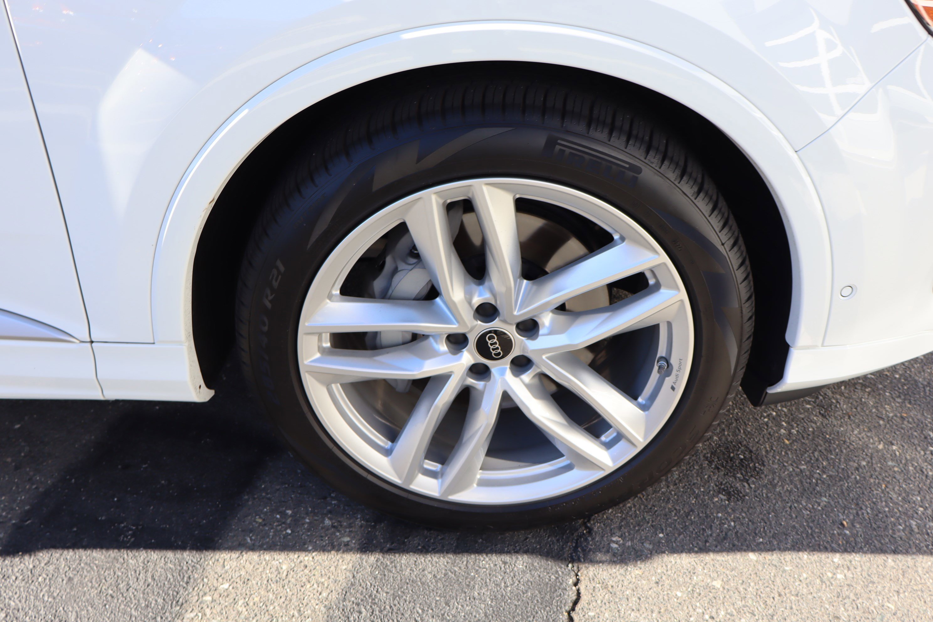 Used 2025 Audi Q7 3.0T Prestige w/ Prestige Package image 39