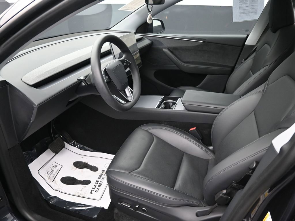 Used 2026 Tesla Model Y Long Range image 22