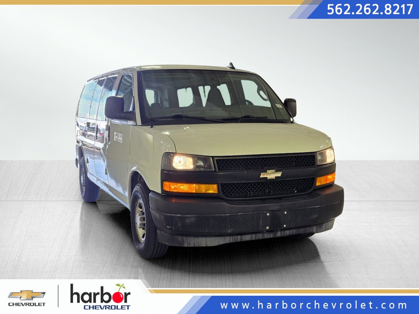 Used 2018 Chevrolet Express 2500 LS w/ Driver Convenience Package image 1