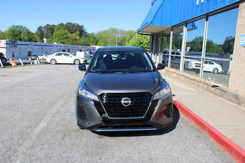 Used 2023 Nissan Kicks S FWD image 2