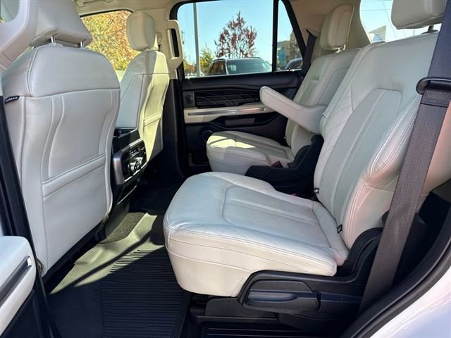Used 2021 Ford Expedition Platinum image 15