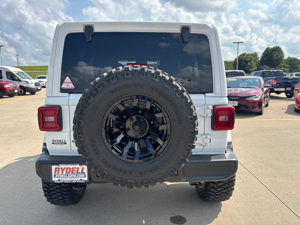 Used 2026 Jeep Wrangler Unlimited Sahara AWD/4WD image 12