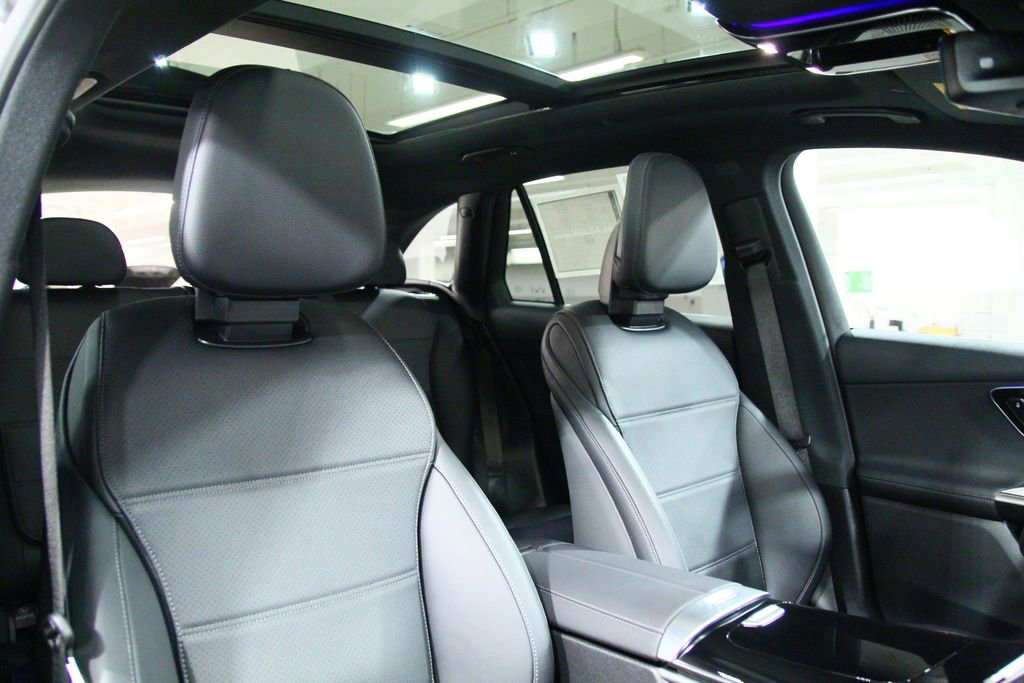 Certified 2026 Mercedes-Benz GLC 300 4MATIC image 24