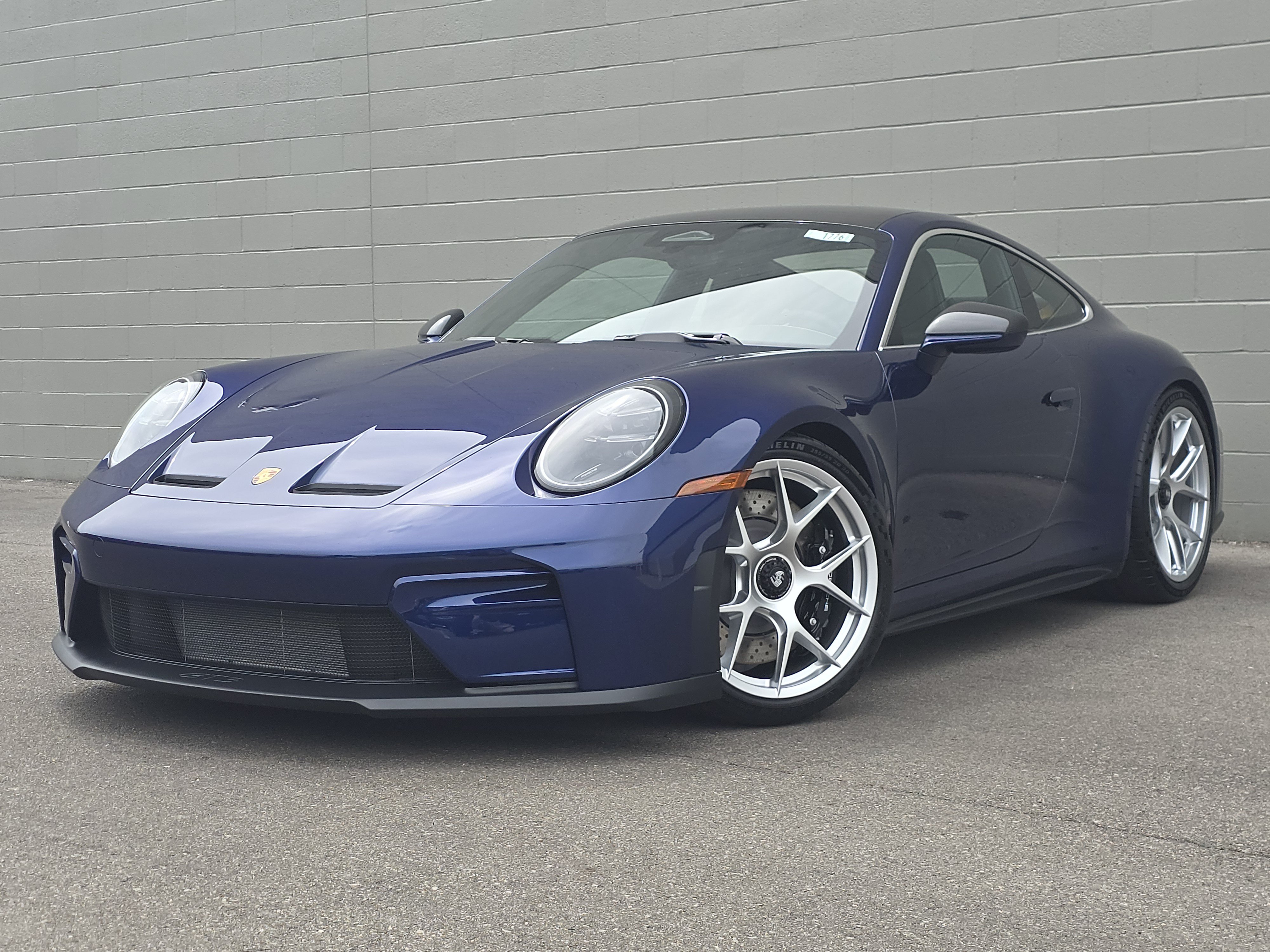 New 2026 Porsche 911 GT3 RWD video 1