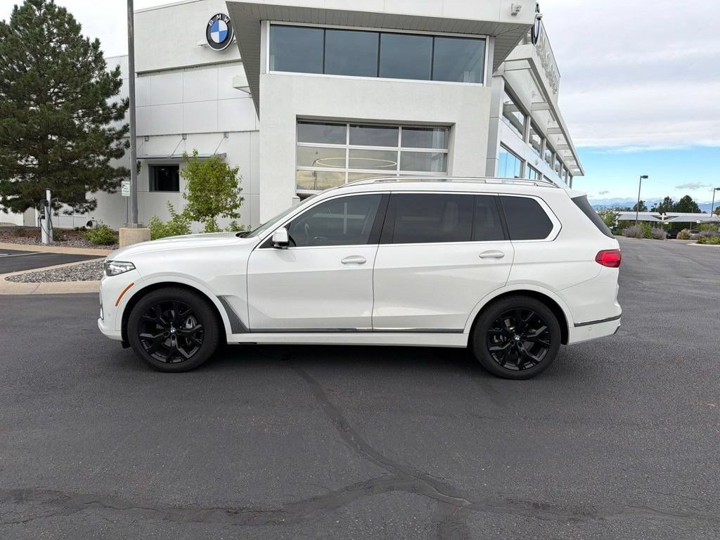 Used 2022 BMW X7 xDrive40i AWD/4WD image 2