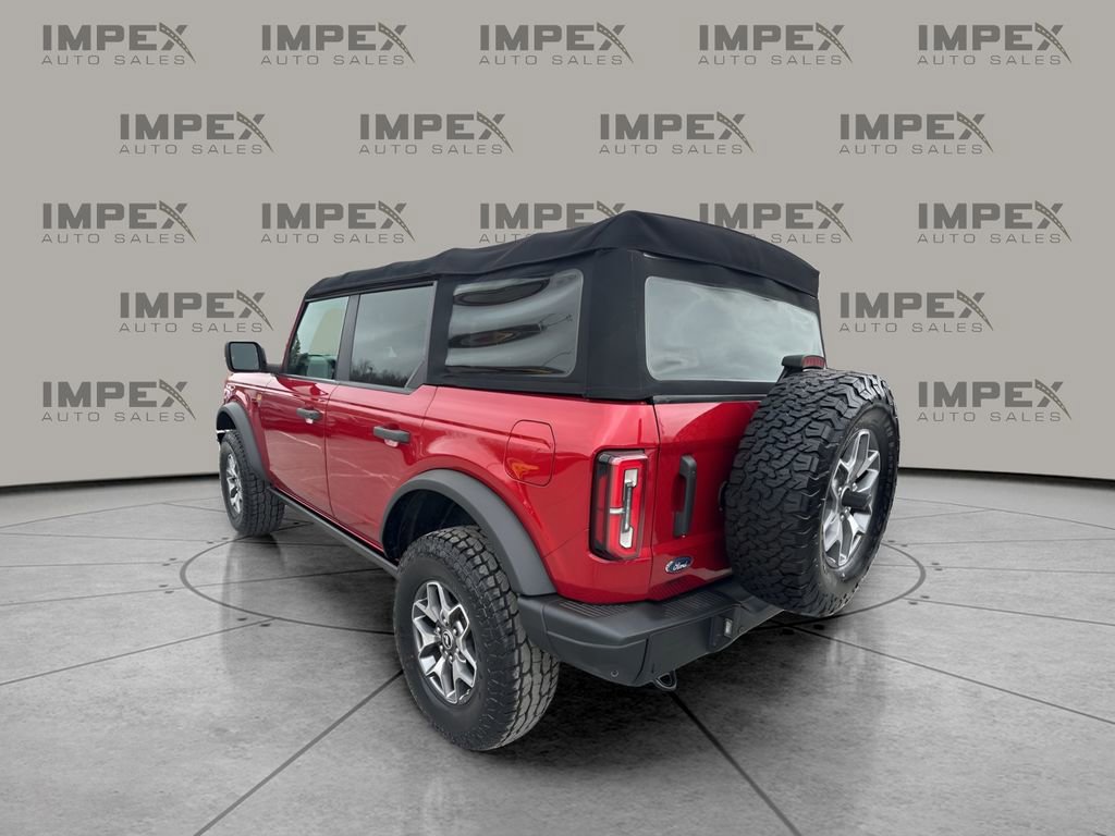 Used 2021 Ford Bronco Badlands image 3