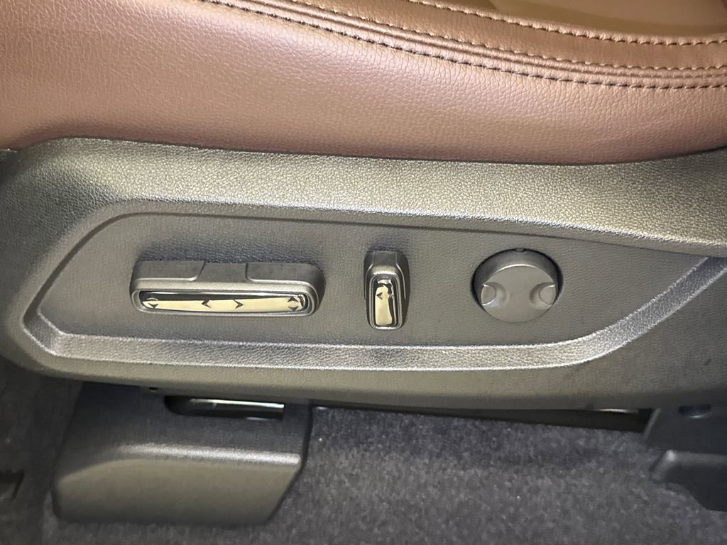 New 2026 Honda Pilot Touring image 24